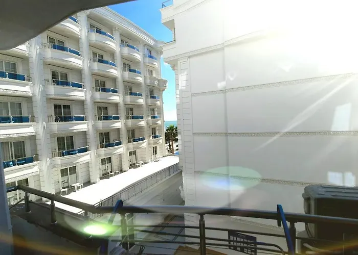 Soleil Summer Apartment Golem (Tirana)